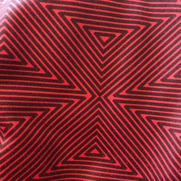 NIKE Livestrong DriFit Longsleeve - Picture 3 of 5